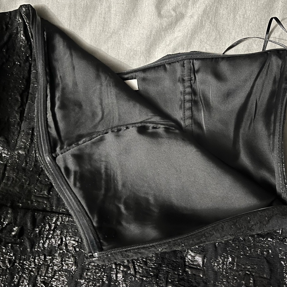 New With Tags H&M Bandeau Style Peplum Top M - Picture 5 of 9